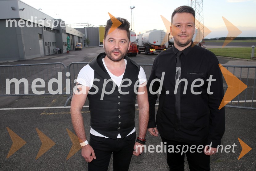  Miran Bende Živčec, direktor in lastnik, turistična agencija Galileo 3000;  Denis Bende Živčec, novinar, VečerTerminal D8, modni spektakel