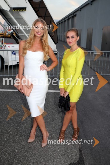  Fiona Čuček, blogerka;  ... Terminal D8, modni spektakel