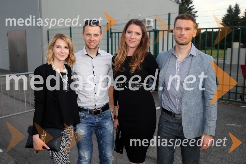 Terminal D8, modni spektakel