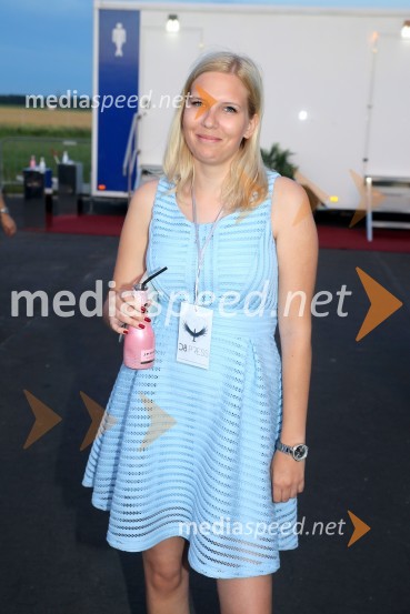 Terminal D8, modni spektakel