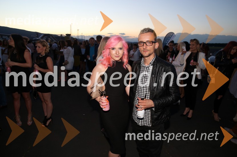  ... ;  Miloš Tkalec, frizerTerminal D8, modni spektakel