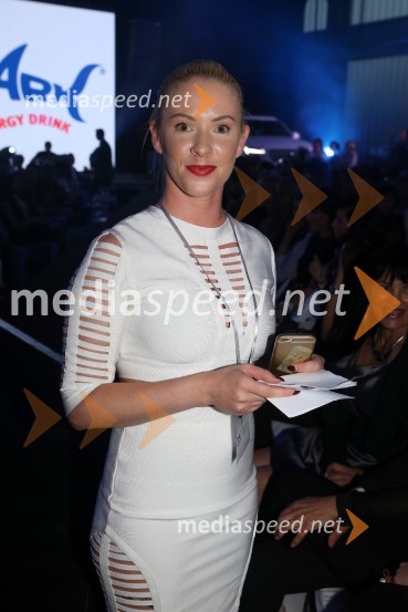  Beba Ščap,  ekstreman športnica, humanitarkaTerminal D8, modni spektakel