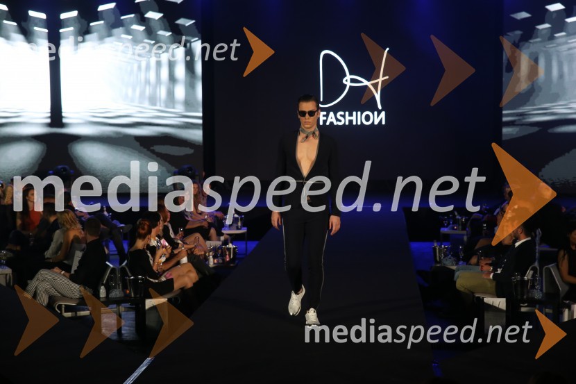 Terminal D8, modni spektakel