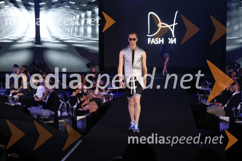 Terminal D8, modni spektakel