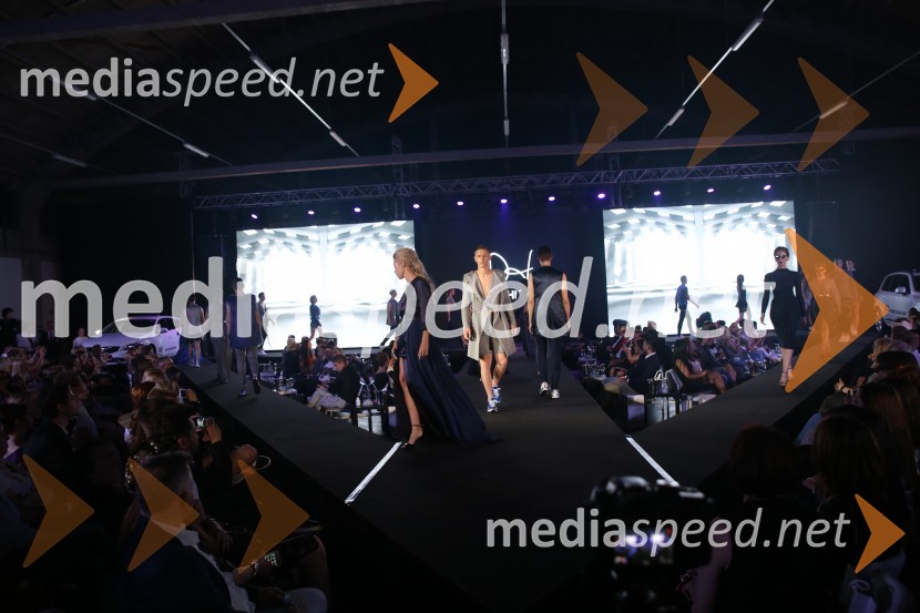 Terminal D8, modni spektakel