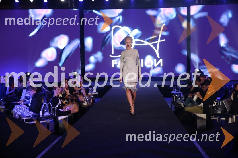 Terminal D8, modni spektakel