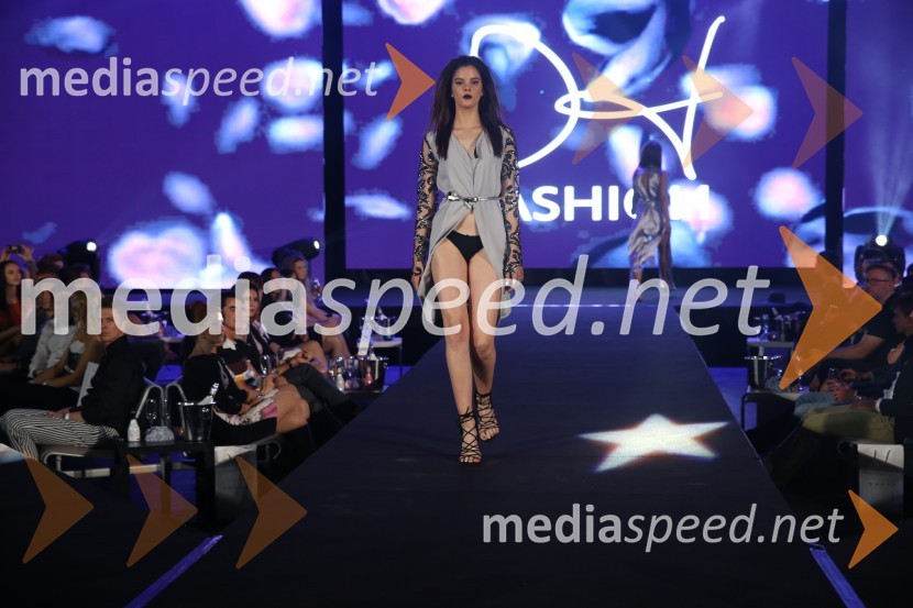 Terminal D8, modni spektakel