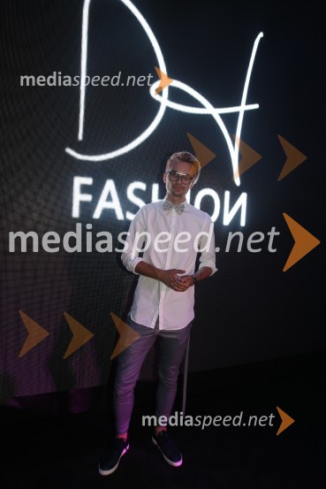  David Hojnik, modni oblikovalec DH fashionTerminal D8, modni spektakel
