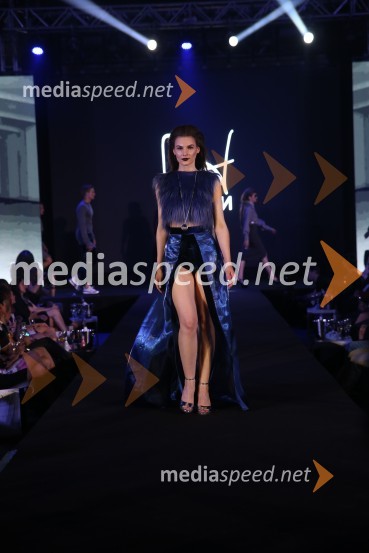 Terminal D8, modni spektakel