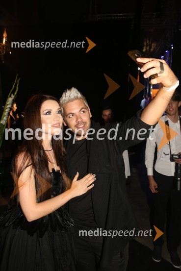  Maja Keuc, pevka;  Nejc Simšič, novinarTerminal D8, modni spektakel