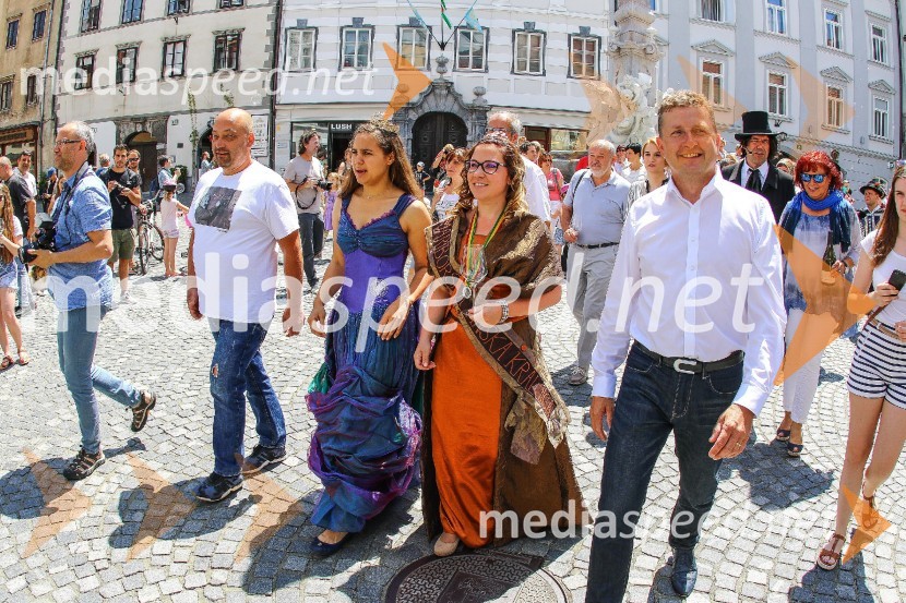  ... ;  Sara Stadler, Vinska kraljica Slovenije 2016;  Urška Bračko, Mariborska vinska kraljica (2014 - 2016);  Danilo Steyer,   vinar, Steyer Vina; vinski vitez, predsednik Vinske reprezentance SlovenijeLjubljanska vinska pot 2016