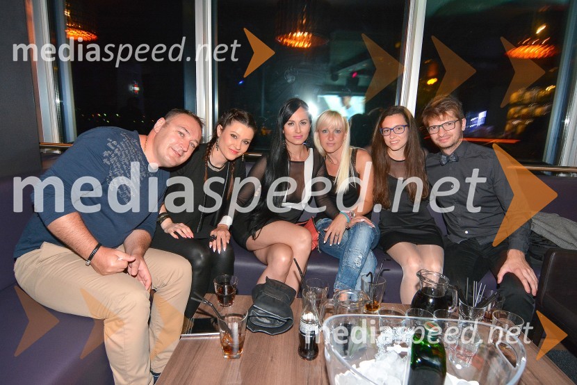  DJ Simoni;  ... ;  ... ;  ... ;  ... ;  ... Penthouse Clubbing & Martini Racing: DJ BRINA Knauss