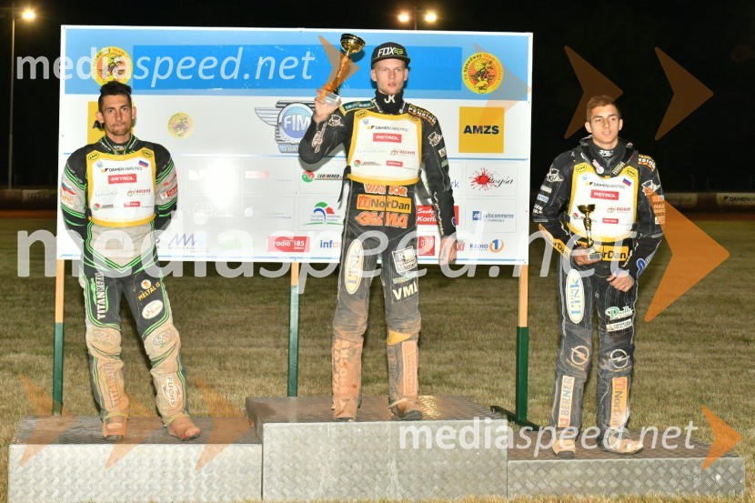  Žiga Kovačič, speedwayist;  Nick Škorja, speedwayist (AMTK Ljubljana);  Jaka Kovačič, speedwayist, KST BrežiceŽagar do brezmadežne zmage v Lendavi