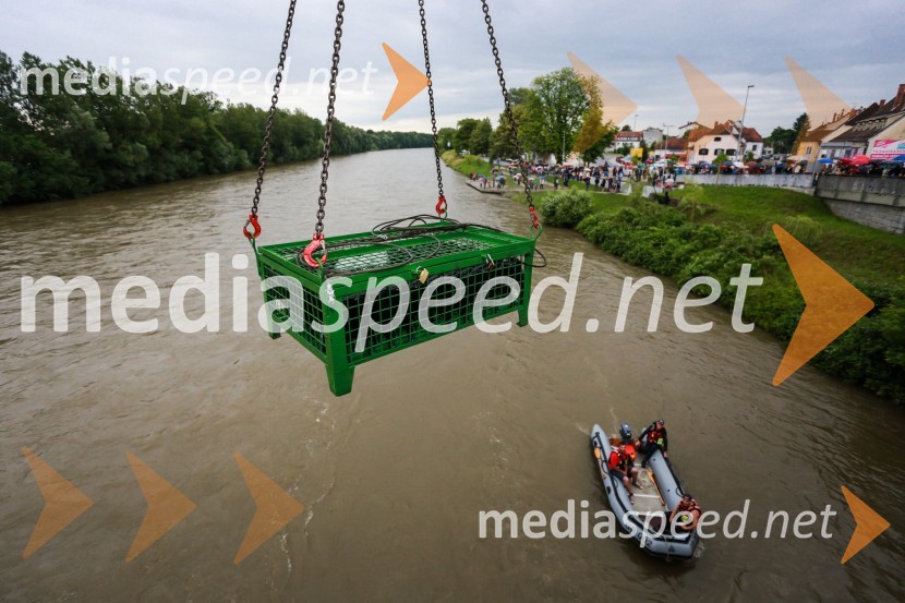 Dan odprtih kleti 2016, dvig penine iz MureDan odprtih kleti 2016, Radgonske gorice