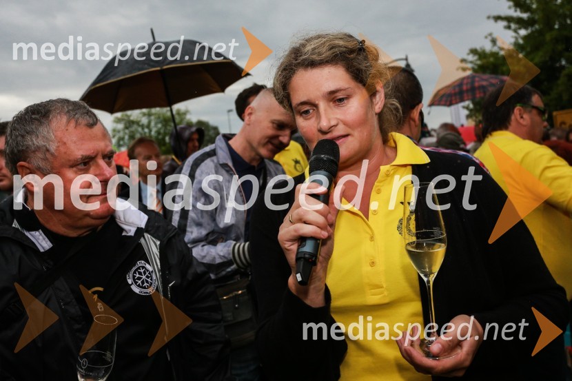  Klavdija Topolovec Špur,  glavna enologinja v podjetju Radgonske goriceDan odprtih kleti 2016, Radgonske gorice