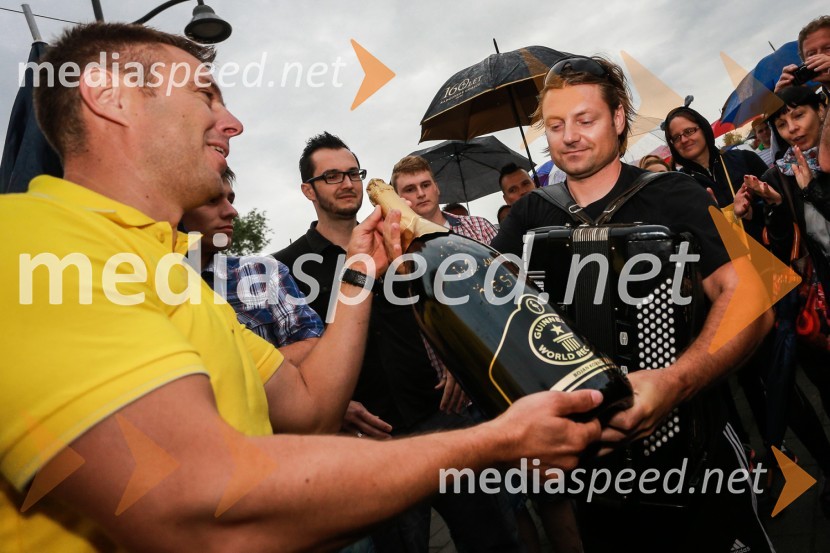  Sandi Brumen, direktor prodaje, Radgonske gorice;  Bojan Kovačič, glasbenikDan odprtih kleti 2016, Radgonske gorice