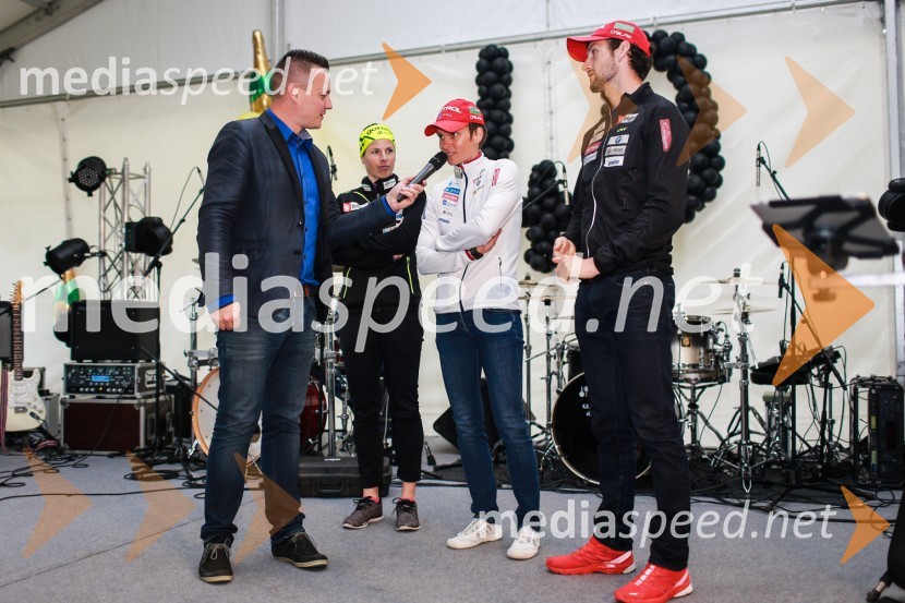  Andrej Mernik, povezovalec prireditve;  Teja  Gregorin, biatlonka;  Jakov Fak, biatlonecDan odprtih kleti 2016, Radgonske gorice