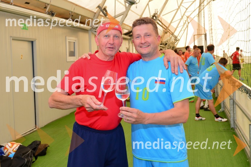  ... ;  Danilo Steyer,   vinar, Steyer Vina; vinski vitez, predsednik Vinske reprezentance SlovenijeNogometna tekma med gostinci in vinarji