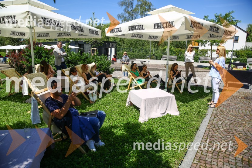 Predstavitev nove generacije modelov Mercedes-Benz SL in SLCPredstavitev nove generacije modelov Mercedes-Benz SL in SLC