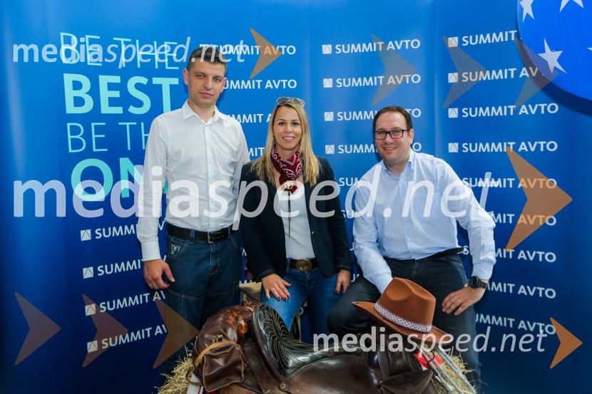  ... ;  Katarina Meglič, vodja prodaje Summit Avto d.o.o.;  Jaka Kavčič, generalni direktor družbe Summit Avto d.o.o.WILD WEST, dan odprtih vrat Summit avto