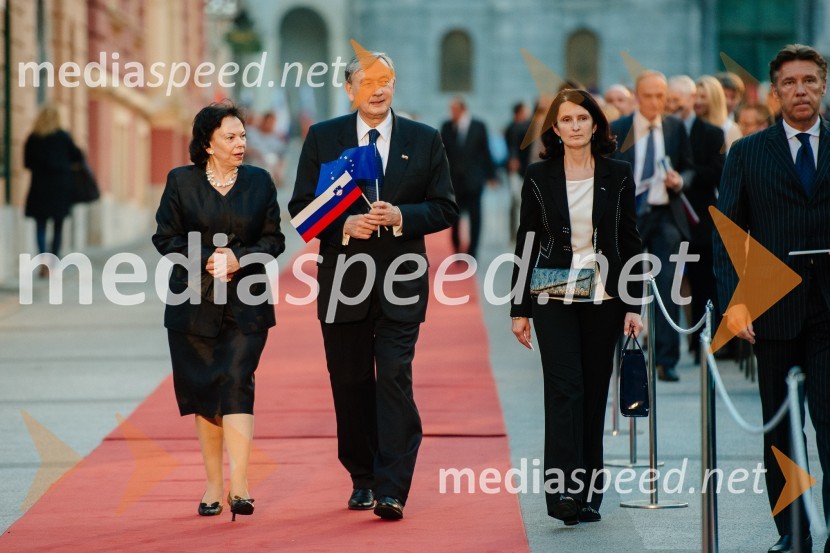  Barbara Miklič Türk;  Danilo Türk, nekdanji predsednik Republike Slovenije;  ... Osrednja proslava ob dnevu državnosti 2016