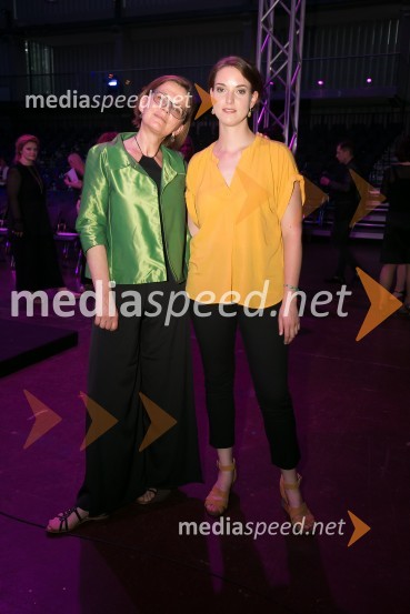  Irma  Vončina, modna kreatorka;  Petja Berginc, modna kreatorkaČipkasti modni spektakel