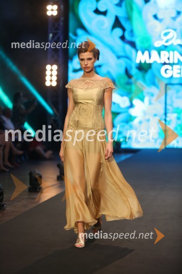  Karin Škufca, manekenkaČipkasti modni spektakel