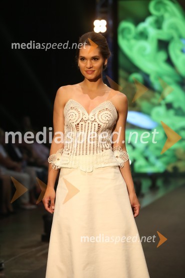 Čipkasti modni spektakel