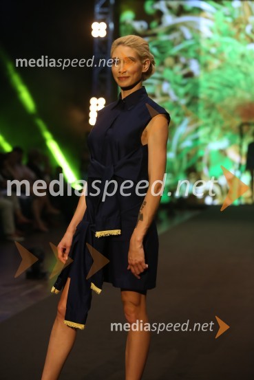  Manca Simčič, manekenkaČipkasti modni spektakel