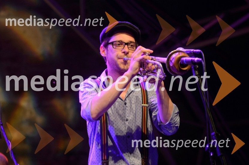  Luka Ipavec, glasbenik, skupana ManoucheZaključek Festivala Lent 2016