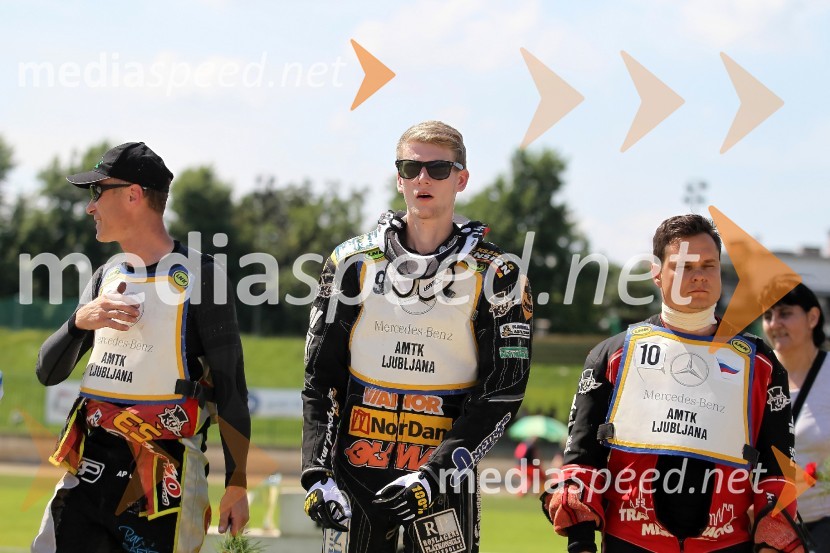 Žagar v Ljubljani s tretjim maksimumom, prve stopničke Škorje