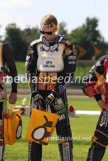 Žagar v Ljubljani s tretjim maksimumom, prve stopničke Škorje