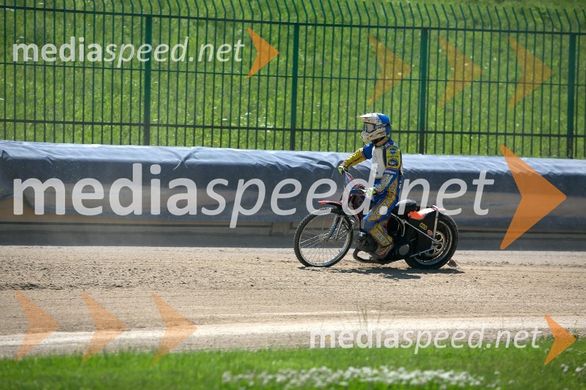 Žagar v Ljubljani s tretjim maksimumom, prve stopničke Škorje