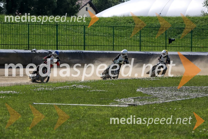 Žagar v Ljubljani s tretjim maksimumom, prve stopničke Škorje