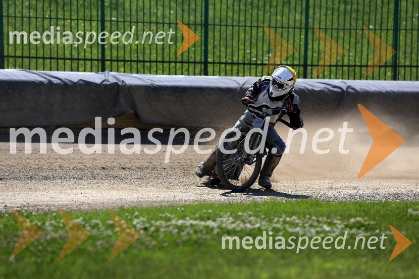 Žagar v Ljubljani s tretjim maksimumom, prve stopničke Škorje