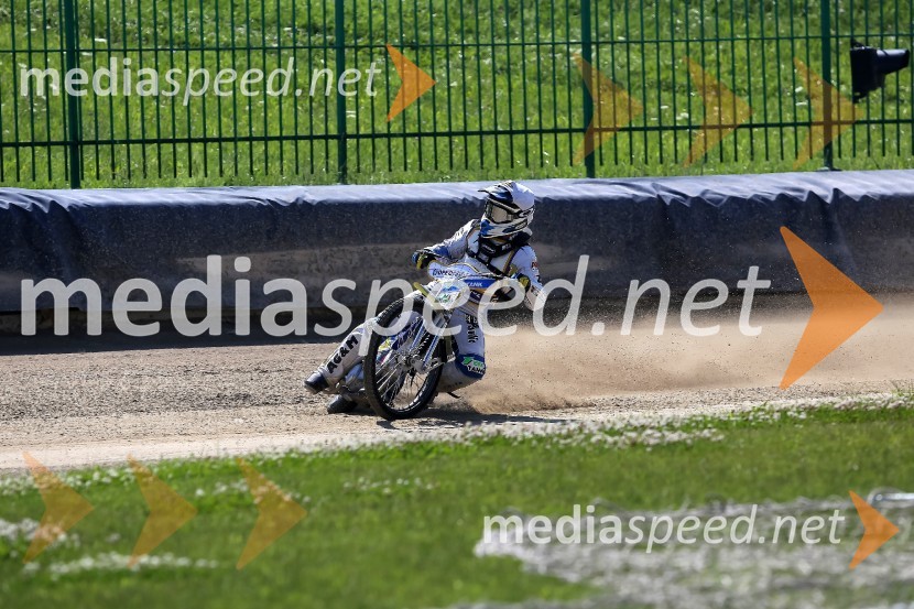 Žagar v Ljubljani s tretjim maksimumom, prve stopničke Škorje