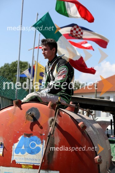 Žagar v Ljubljani s tretjim maksimumom, prve stopničke Škorje