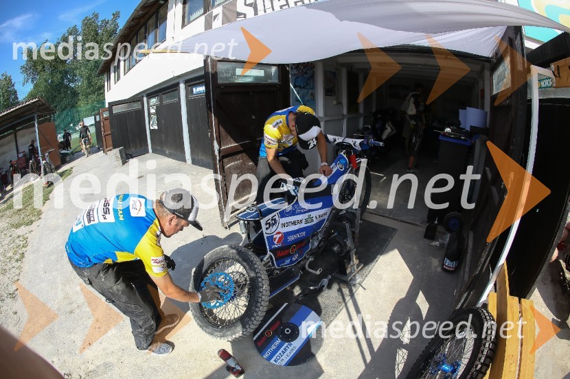 Žagar v Ljubljani s tretjim maksimumom, prve stopničke Škorje