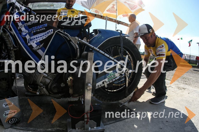 Žagar v Ljubljani s tretjim maksimumom, prve stopničke Škorje