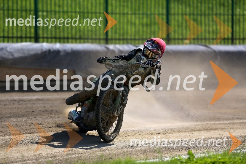 Žagar v Ljubljani s tretjim maksimumom, prve stopničke Škorje