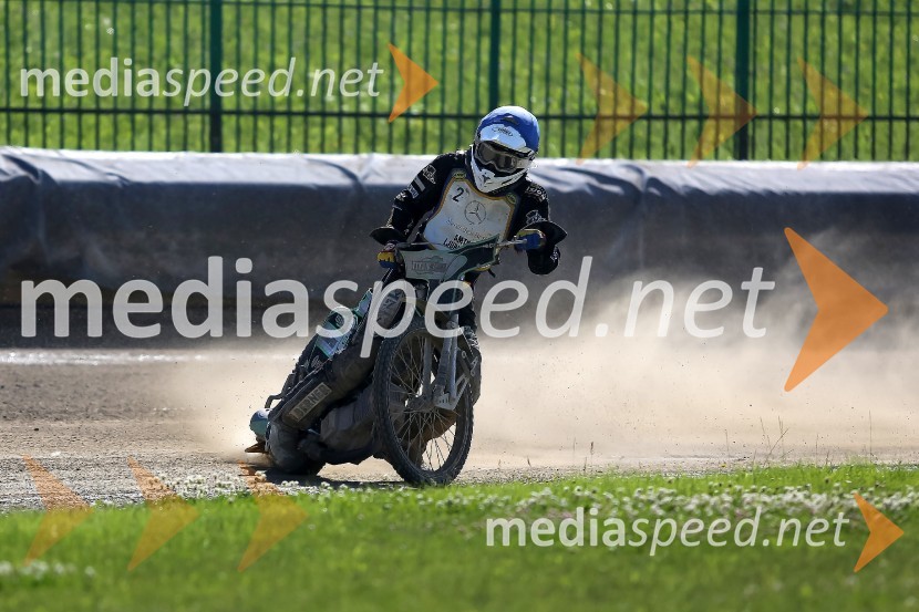 Žagar v Ljubljani s tretjim maksimumom, prve stopničke Škorje