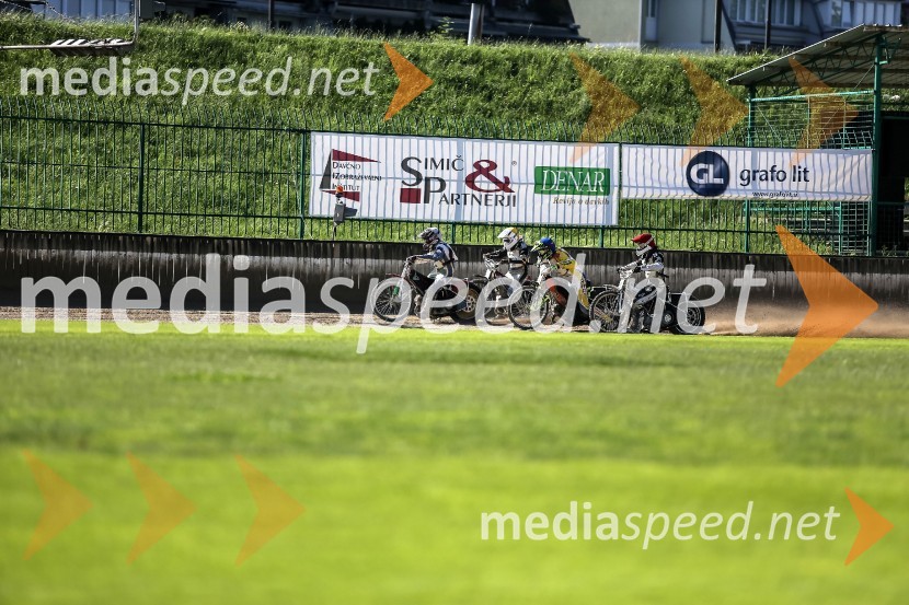 Žagar v Ljubljani s tretjim maksimumom, prve stopničke Škorje