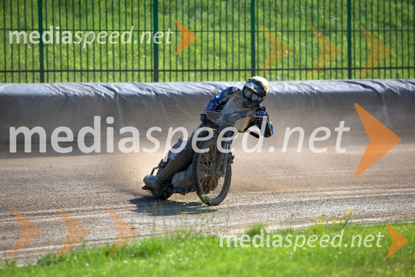 Žagar v Ljubljani s tretjim maksimumom, prve stopničke Škorje