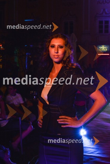 Summer I can see you, fashion show