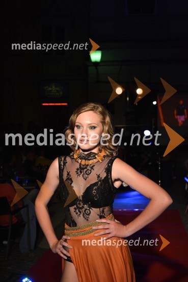 Summer I can see you, fashion show