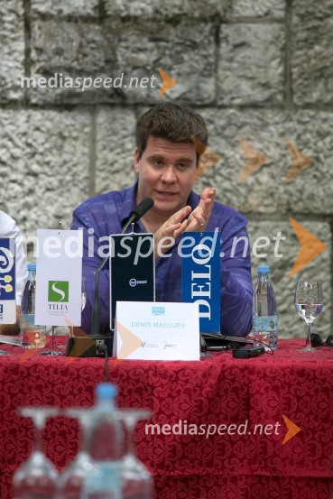  Denis Macujev, pianistFestival Ljubljana 2016: novinarska konferenca z Denisom Macujevim in Joséjem Curo