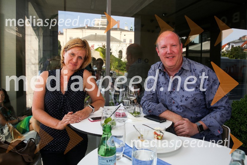 5. obletnica hotela Cubo