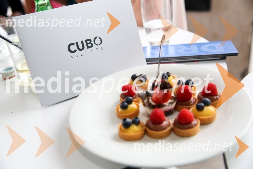 5. obletnica hotela Cubo