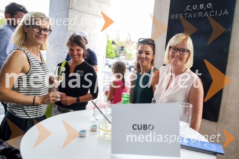  Tina Možina, City Hotel Ljubljana;  Nuša Šolar;  Urša Malovrh, direktorica, hotel Park Ljubljana;  ... 5. obletnica hotela Cubo