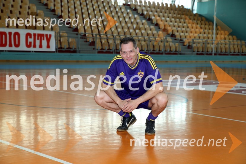  Tine Murn, novinar, Radio CityŠ'te miške vs. Pohano United, nogometni dvoboj Radia City